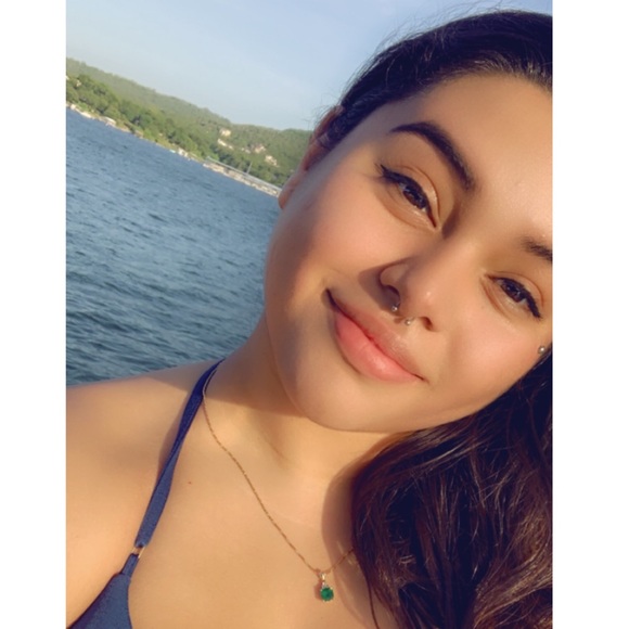 Meet your Posher, Autumn - Picture 3 of 4